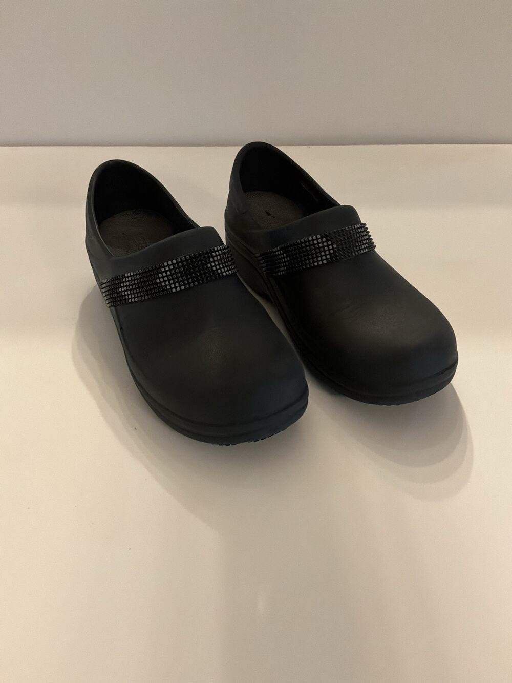 Ladies Croc Comfort Work Clogs Size 9